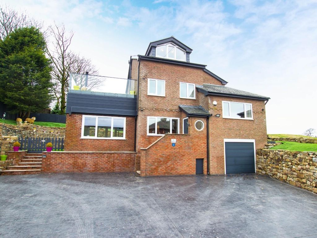 4 bed detached house for sale in Johnson New Road, Hoddlesden, Darwen