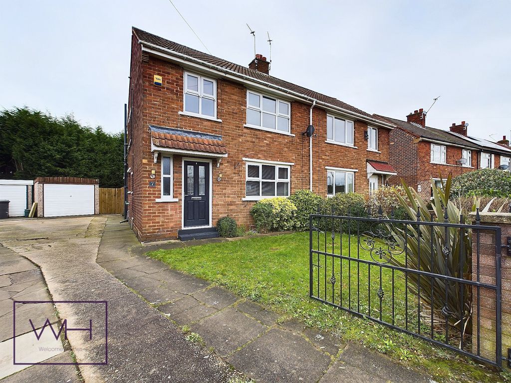 3 bed semidetached house for sale in Hazel Grove, Armthorpe, Doncaster