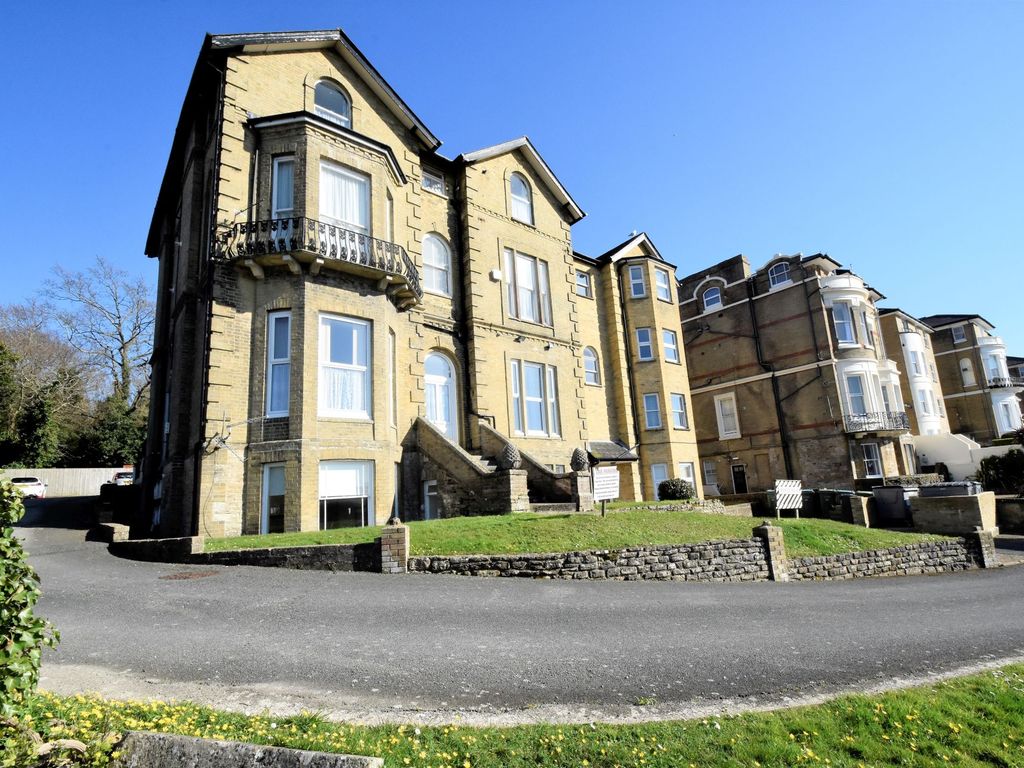 2 bed flat to rent in West Hill Road, Ryde PO33, £775 pcm Zoopla