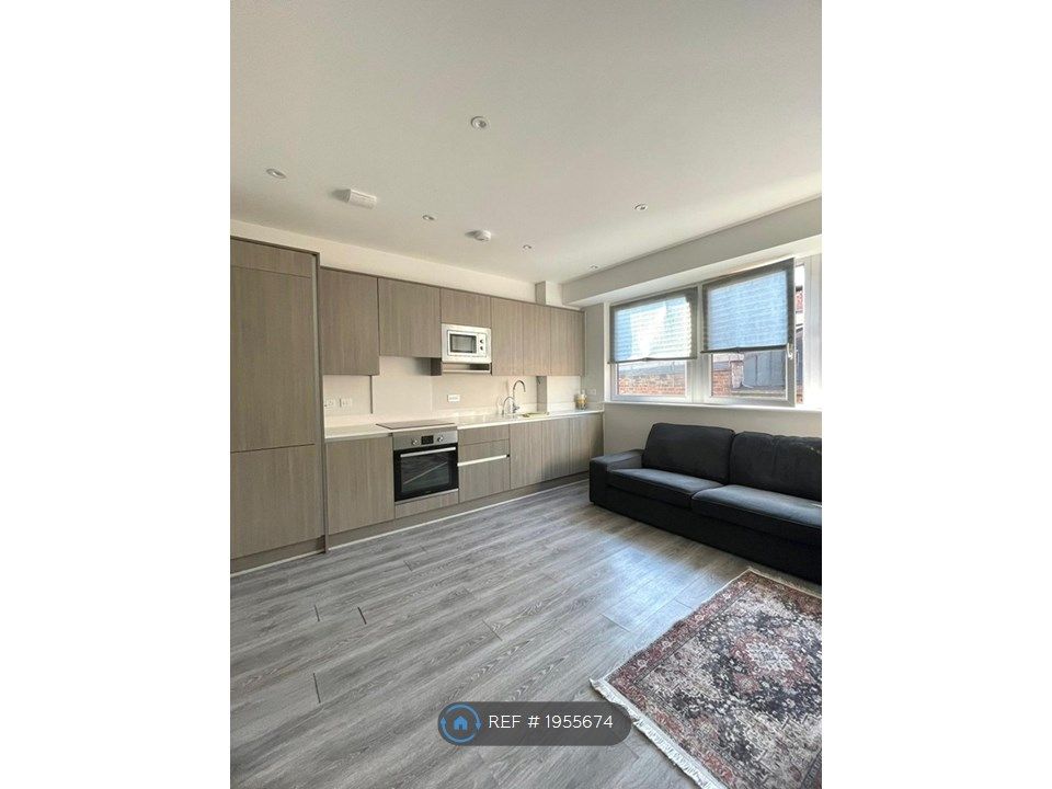 2 bed flat to rent in Lovell House, Uxbridge UB8, £1,995 pcm Zoopla