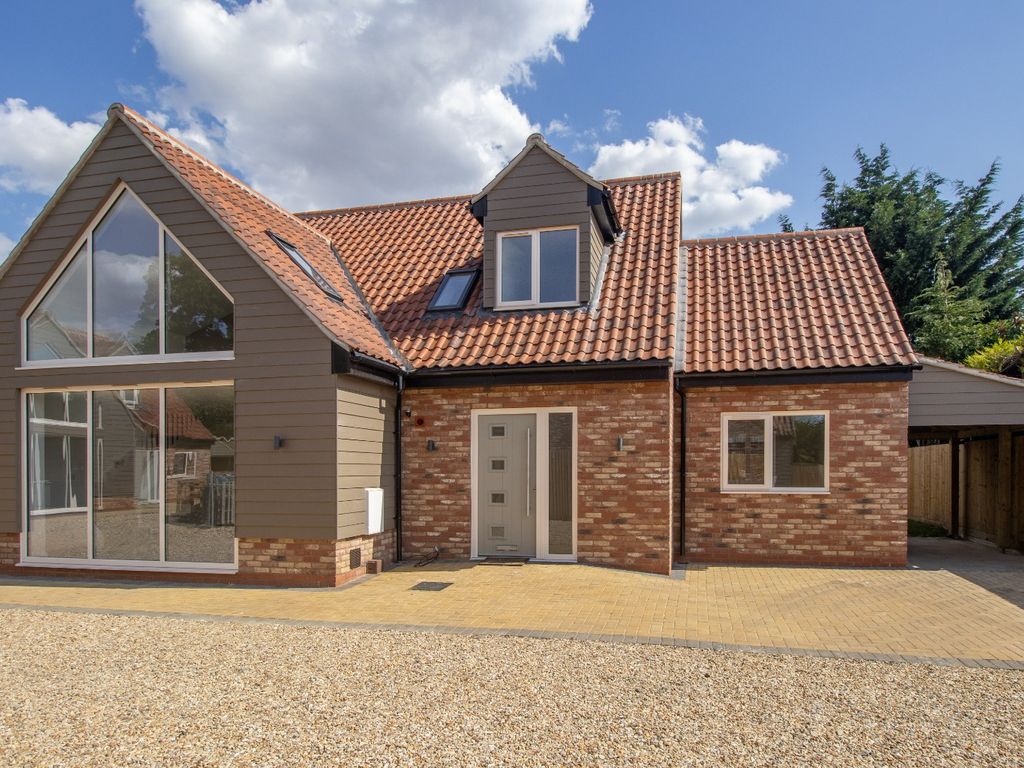 New home, 5 bed detached house for sale in Chapel Road, Pott Row, King