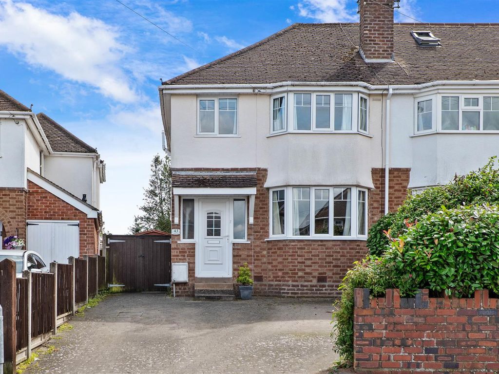 3 bed semidetached house for sale in Dorothy Crescent, Worcester WR3