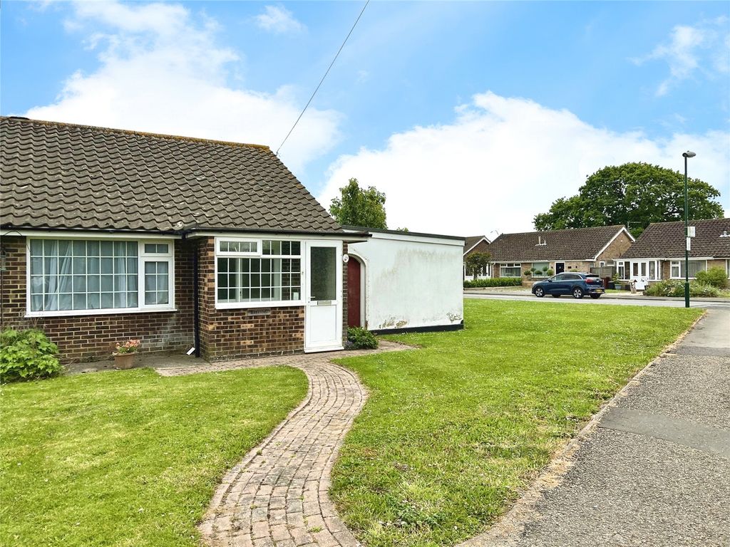 2 bed bungalow for sale in Hook Lane, Rose Green, Bognor Regis, West