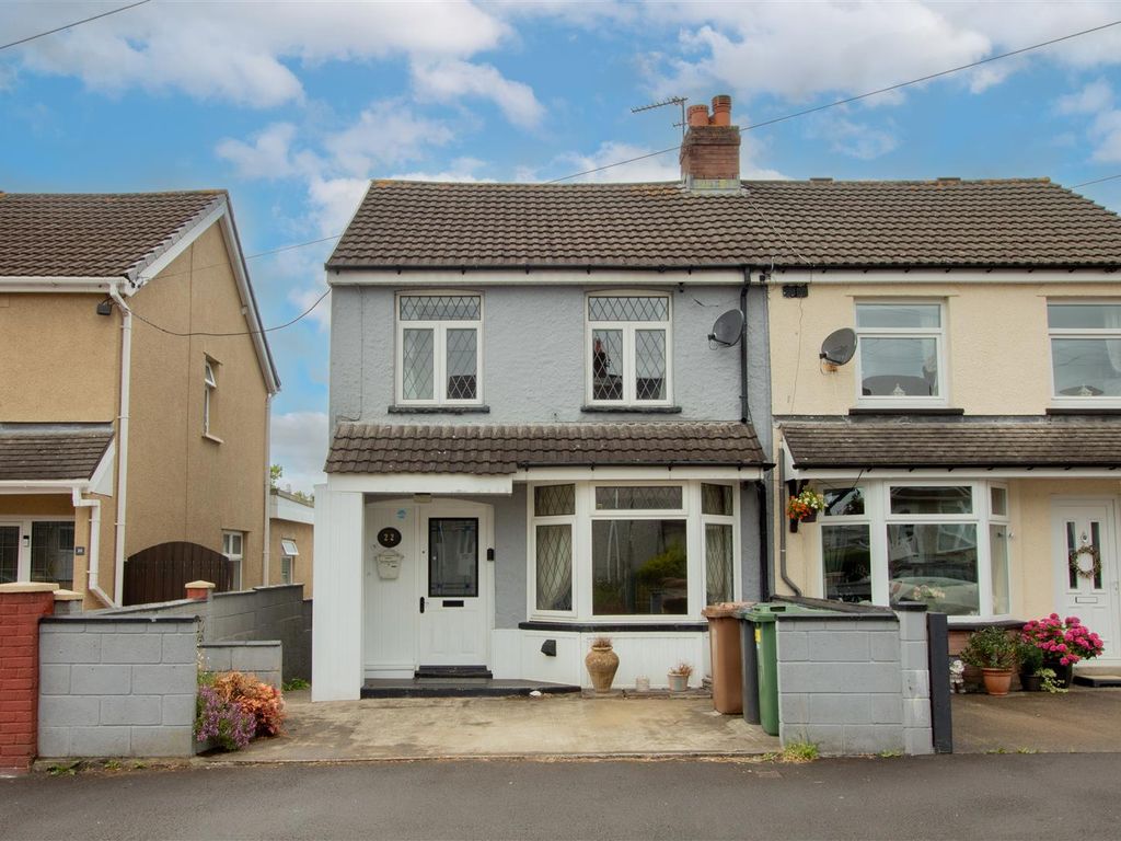 3 bed semidetached house for sale in Pencoed Avenue, Cefn Fforest