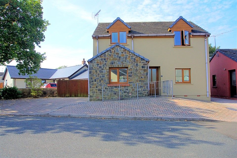 3 bed detached house for sale in St. Annes Drive, New Hedges, Tenby