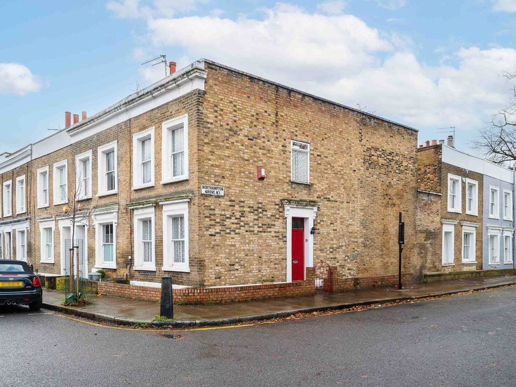 3 bed property for sale in Northampton Grove, Islington, London N1, £