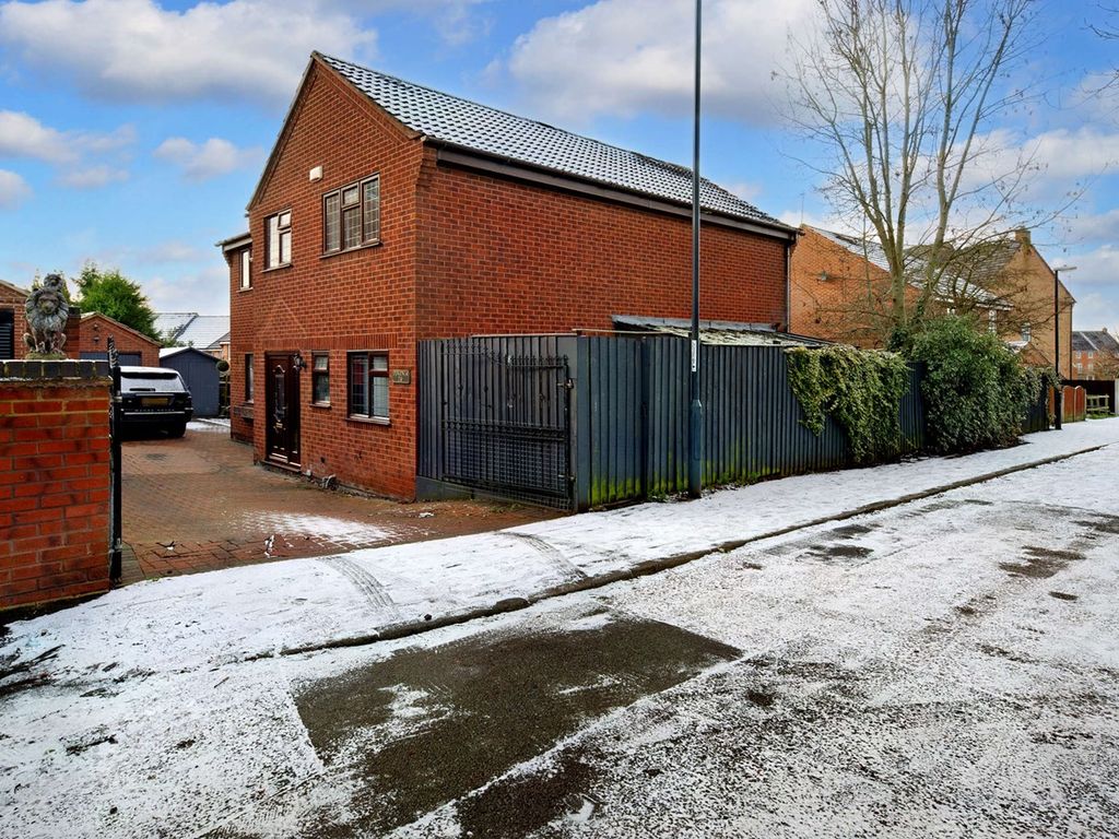 Sinfin Moor Lane, Chellaston, Derby DE73  