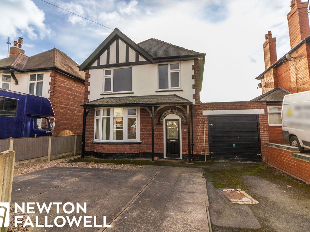 3 bed detached house for sale in Holly Road, Retford DN22, £260,000