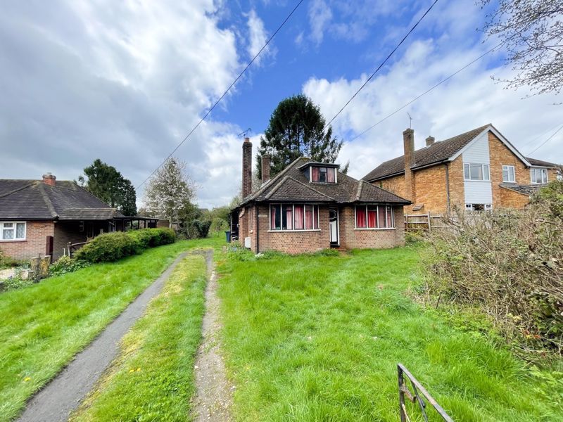 2 bed detached bungalow for sale in Spurlands End Road, Great Kingshill