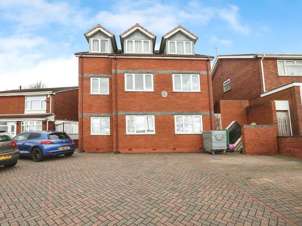 2 bed flat for sale in Dudley Road, Rowley Regis B65, £110,000 Zoopla