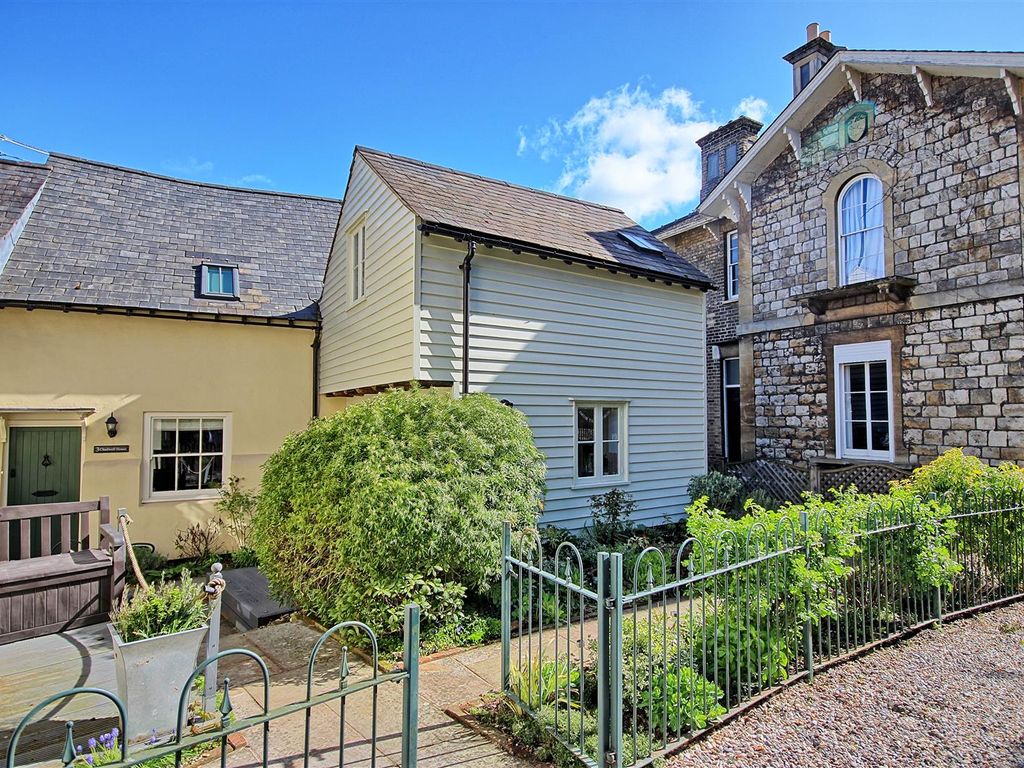 2 bed mews house for sale in Amwell End, Ware SG12 Zoopla