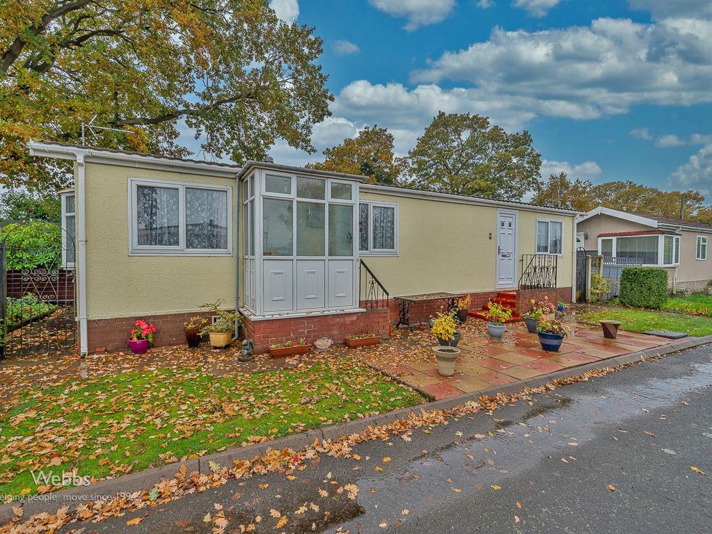 2 bed mobile/park home for sale in New Road, Featherstone, Wolverhampton WV10, £70,000 Zoopla