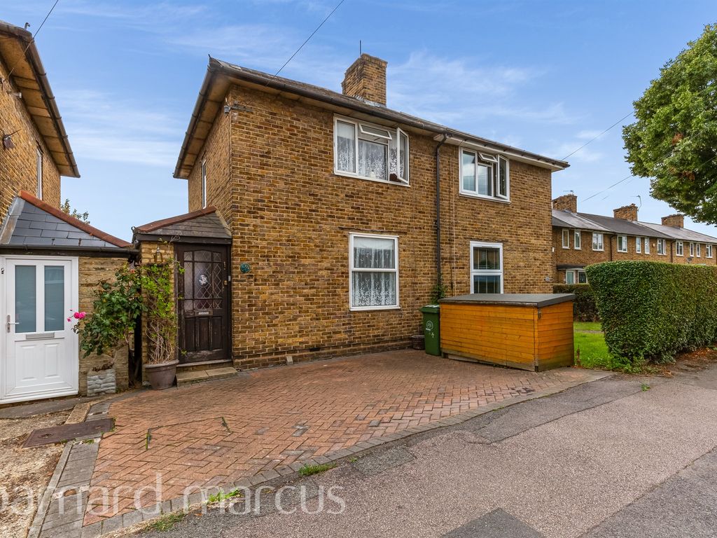 2 bed semidetached house for sale in Welbeck Road, Carshalton SM5, £