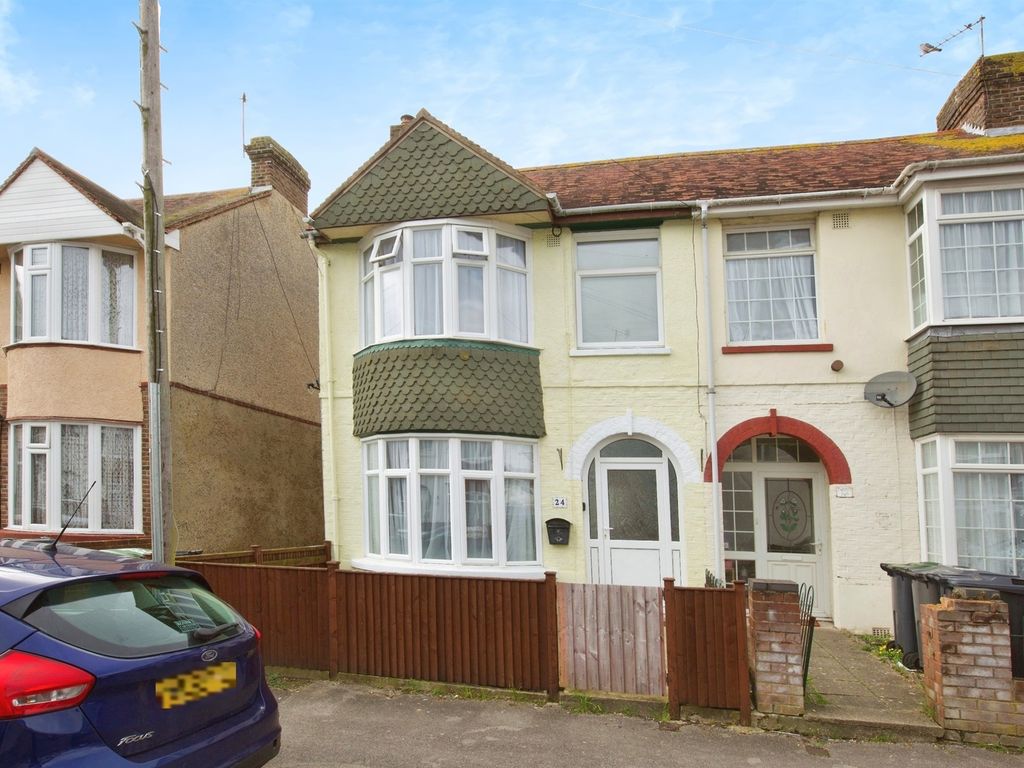 3 bed end terrace house for sale in Welch Road, Gosport PO12, £270,000
