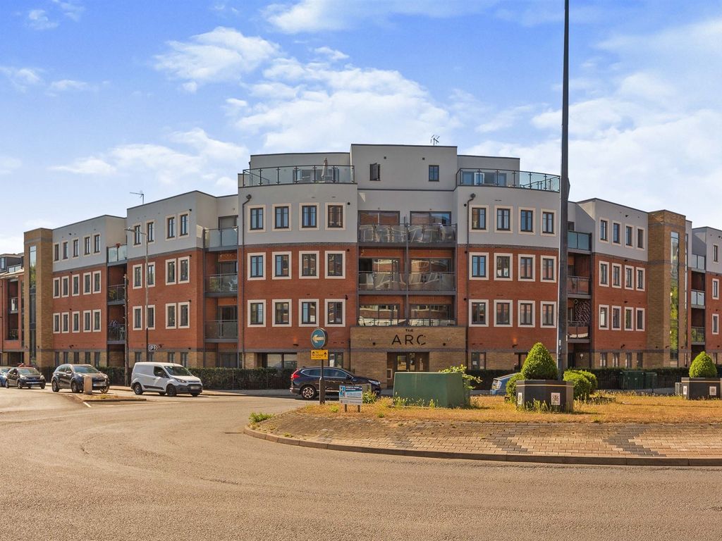 Exchange Street, Aylesbury HP20  