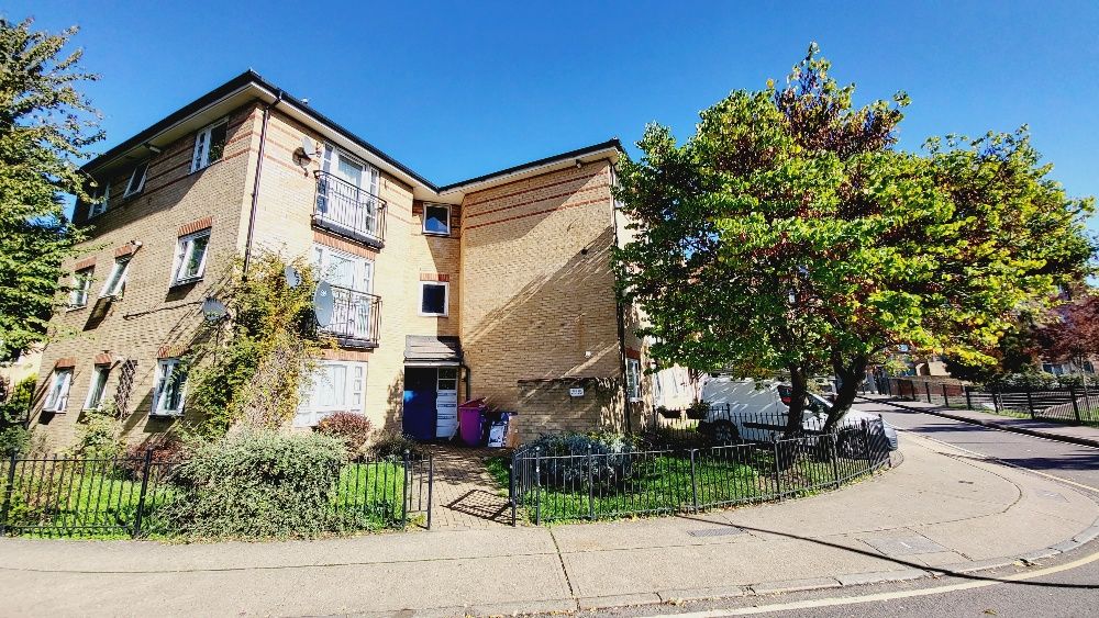 Reeves Road, London E3  