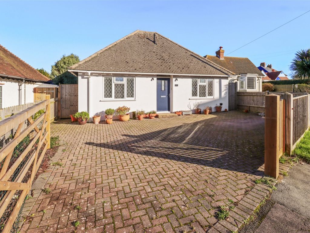 3 bed bungalow for sale in Sutton Drove, Seaford BN25, £500,000 Zoopla