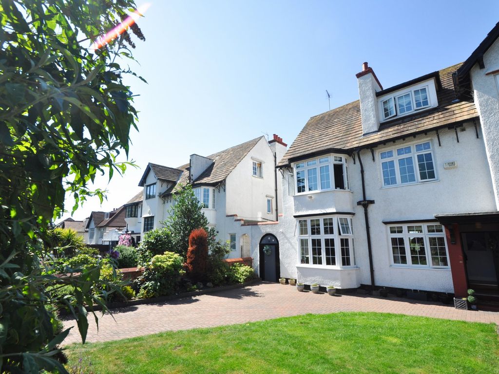 4 bed semidetached house for sale in Warren Drive, Wallasey CH45 Zoopla