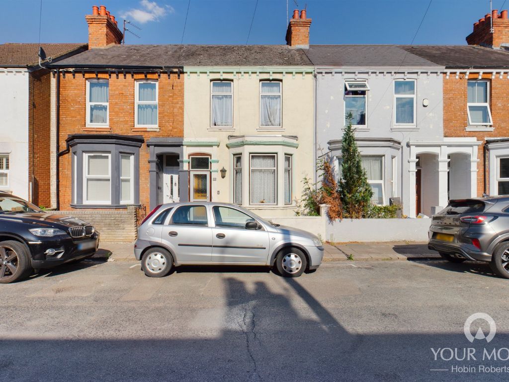 3 bed terraced house for sale in Lutterworth Road, Abington