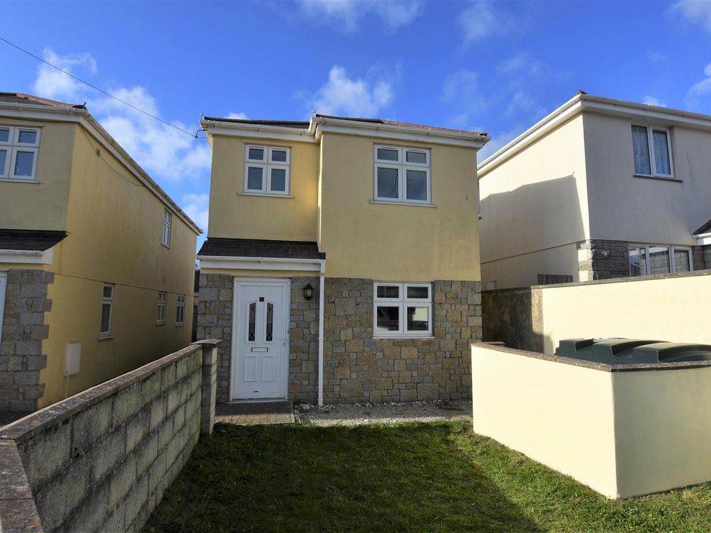 3 bed detached house for sale in Central Court, Four Lanes, Redruth