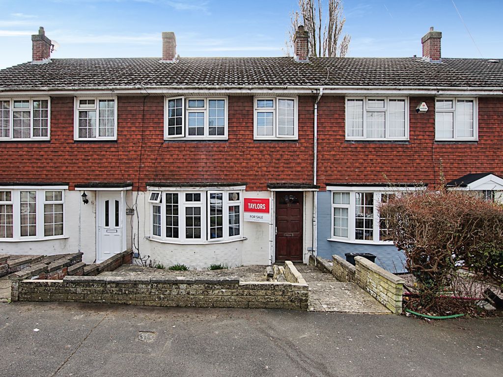 3 bed terraced house for sale in Rowan Close, Bristol, Somerset BS16