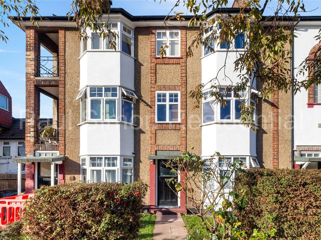 4 bed flat for sale in Finchley Road, NW11 Zoopla