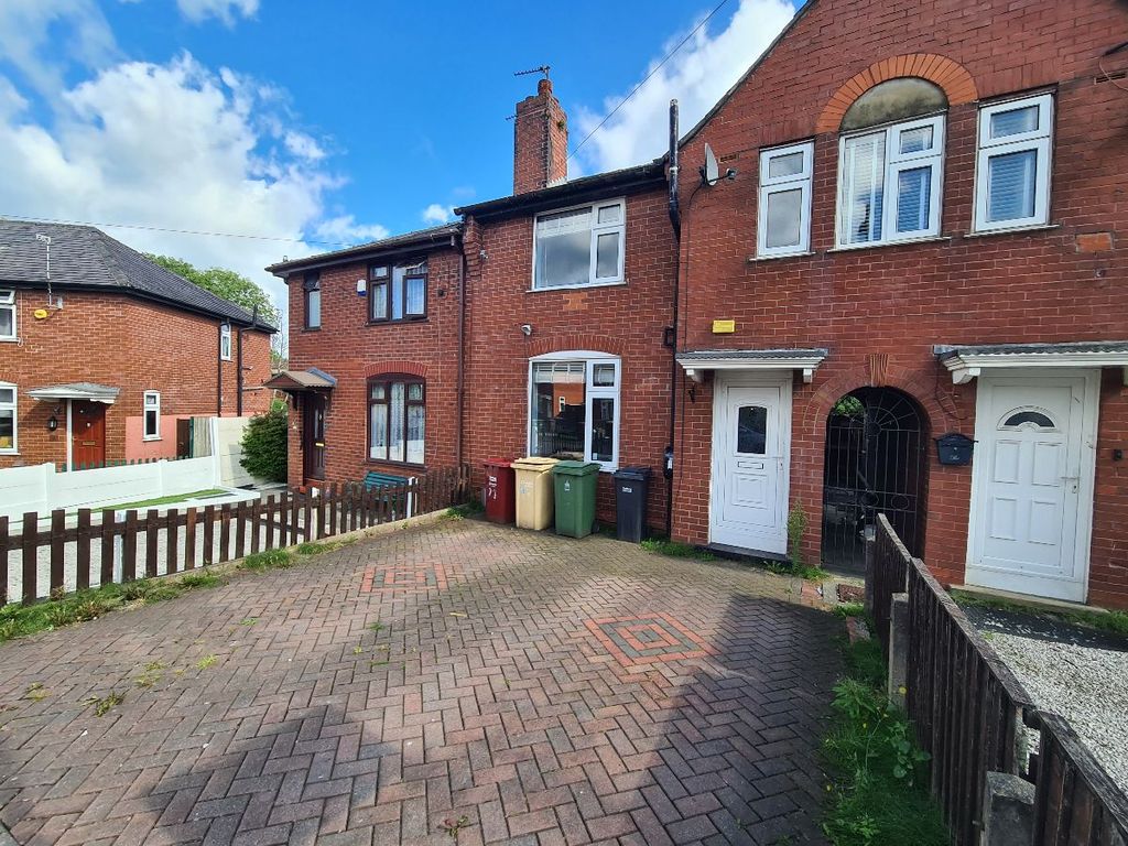 3 bed terraced house to rent in Beechcroft Avenue, Bolton BL2, £950 pcm
