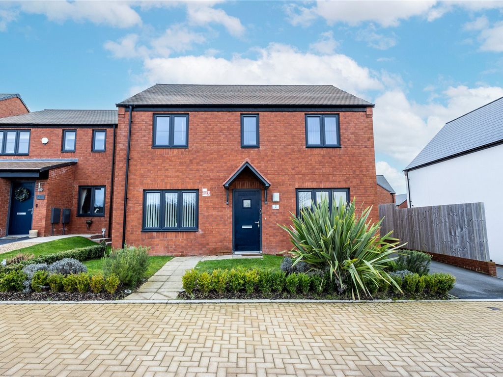 4 bed detached house for sale in Walkiss Crescent, Lawley, Telford