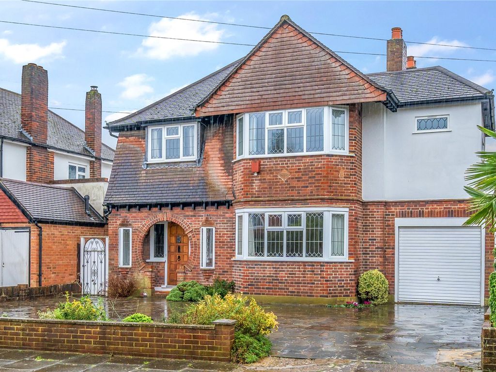 4 bed detached house for sale in Southwood Gardens, Esher KT10, £