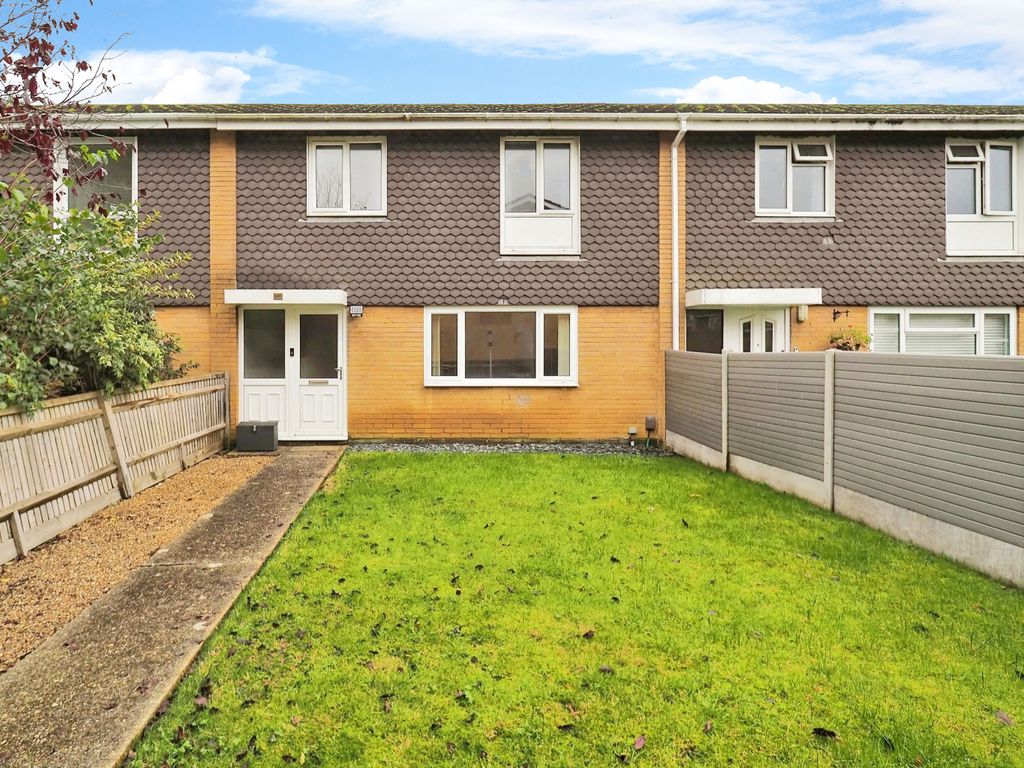 3 bed terraced house for sale in Shraveshill Close, Totton, Southampton