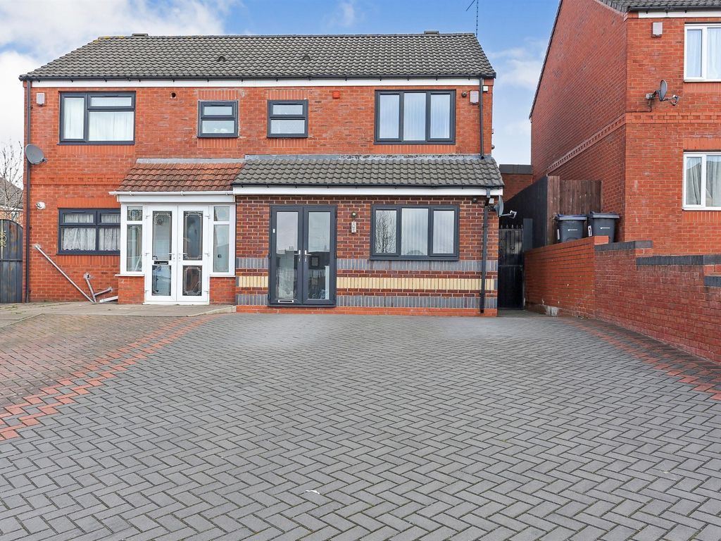 4 bed semidetached house for sale in Hutton Road, Saltley, Birmingham