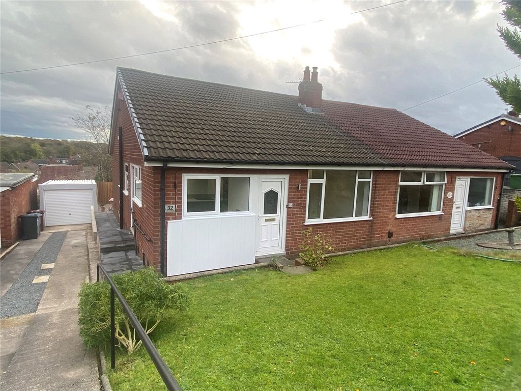 3 bed bungalow for sale in Kirkstall Road, Chorley PR7 Zoopla