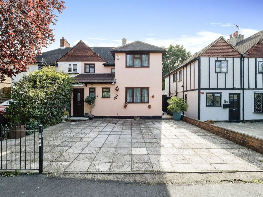 4 bed semidetached house for sale in Forest Terrace, High Road, Chigwell, Essex IG7, £675,000