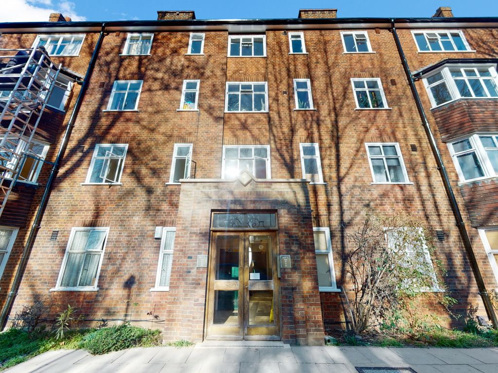 3 bed flat to rent in Haslemere Road, Crouch End, London N8 Zoopla