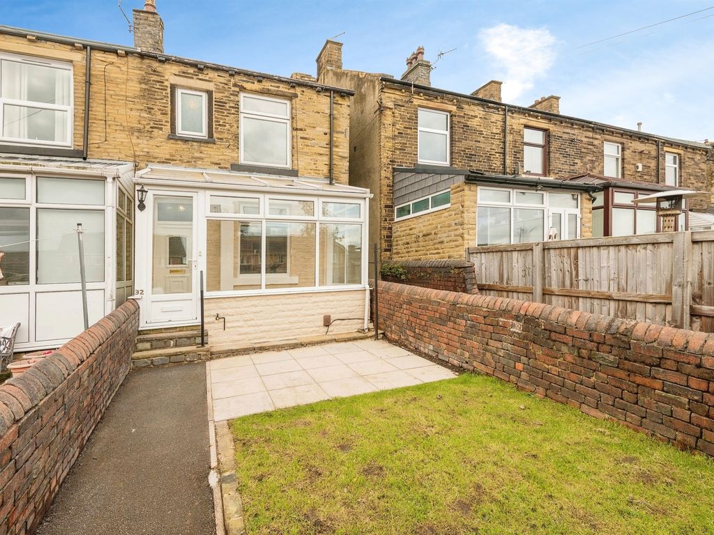 1 bed end terrace house for sale in Garden Field, Wyke, Bradford BD12