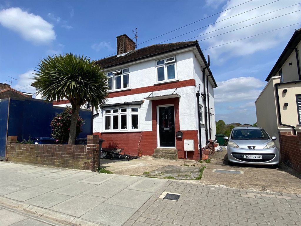 3 bed semidetached house for sale in Oakleigh Road North, London N20