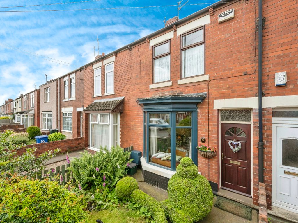 2 bed terraced house for sale in Askern Road, Doncaster DN6, £75,000