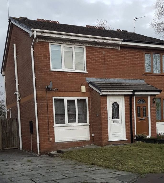 2 bed semidetached house to rent in Notre Dame Gardens, Blackburn