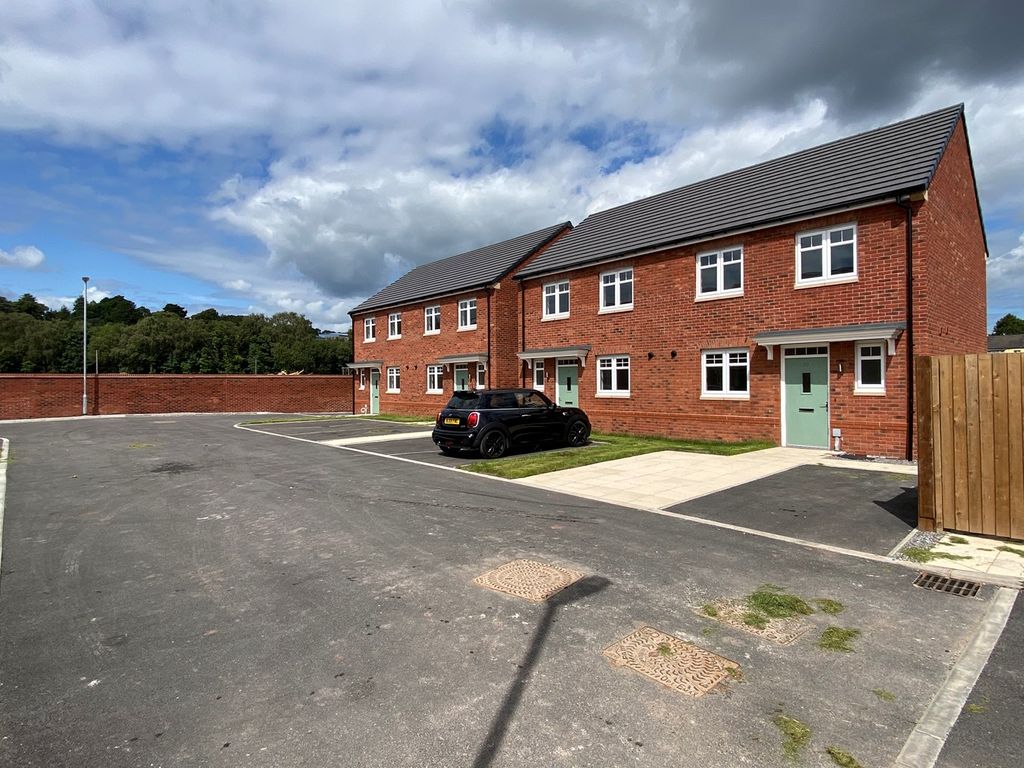 2 bed semidetached house for sale in Walker Point Way, Newport NP20, £