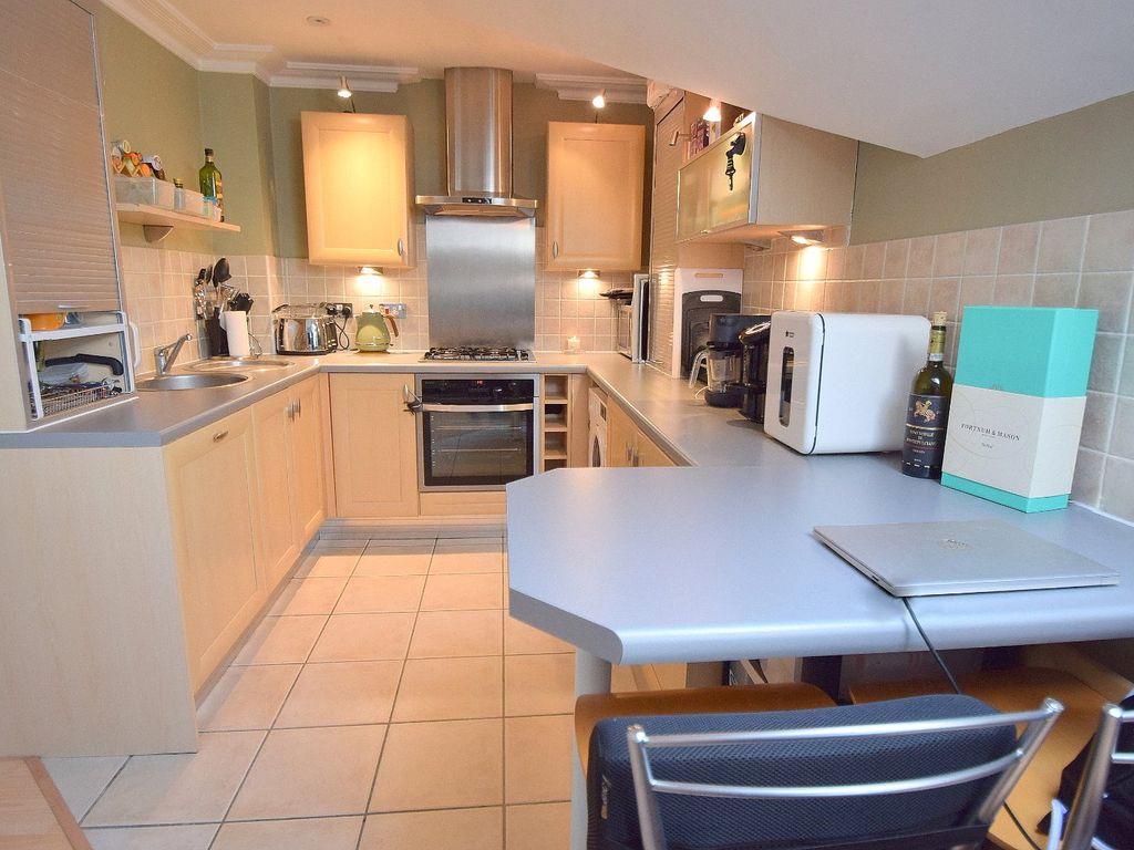 2 bed flat for sale in Monkey Island Court, Monkey Island Lane, Bray