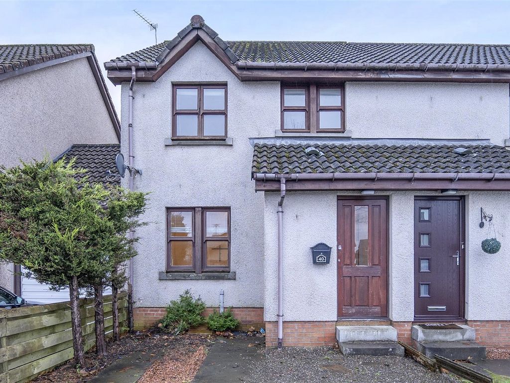 3 bed end terrace house for sale in Castle Avenue, Airth FK2, £150,000