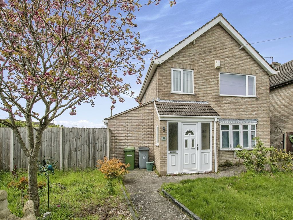 3 bed detached house for sale in Sparhawk Avenue, Sprowston, Norwich