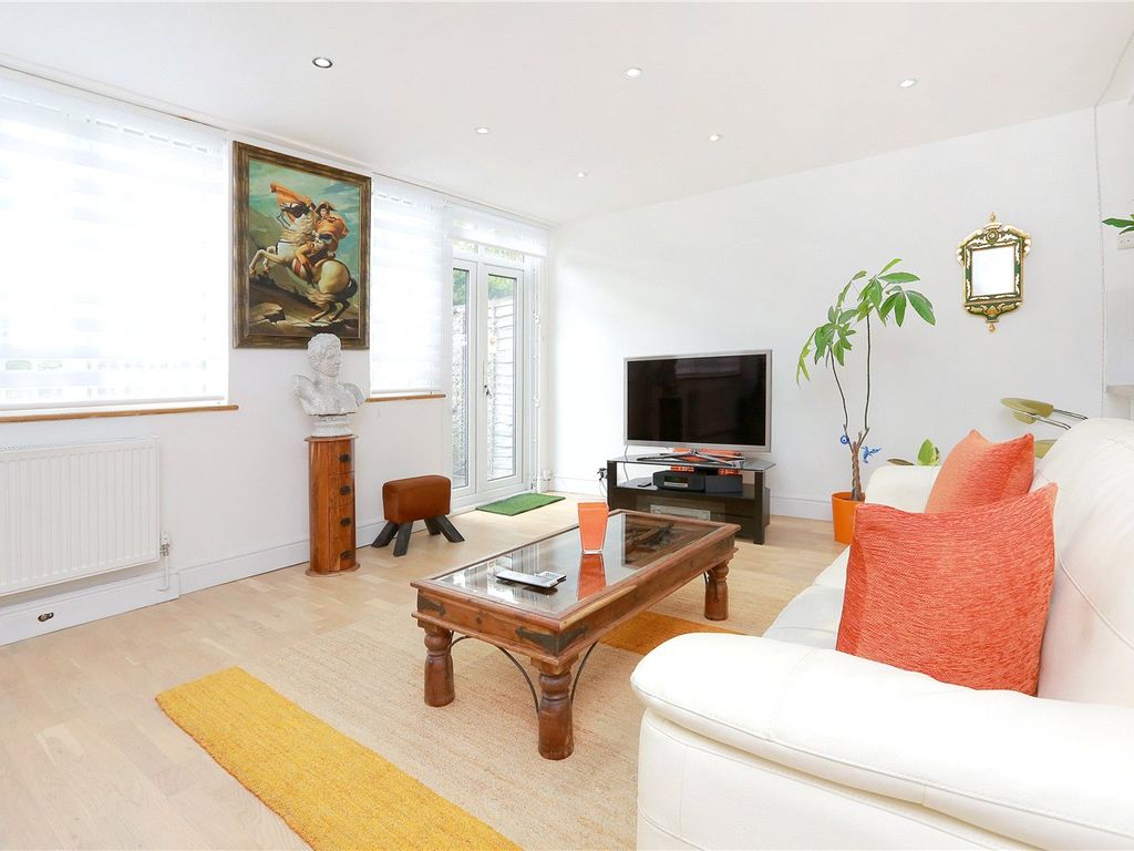 Vallance Road, London E1