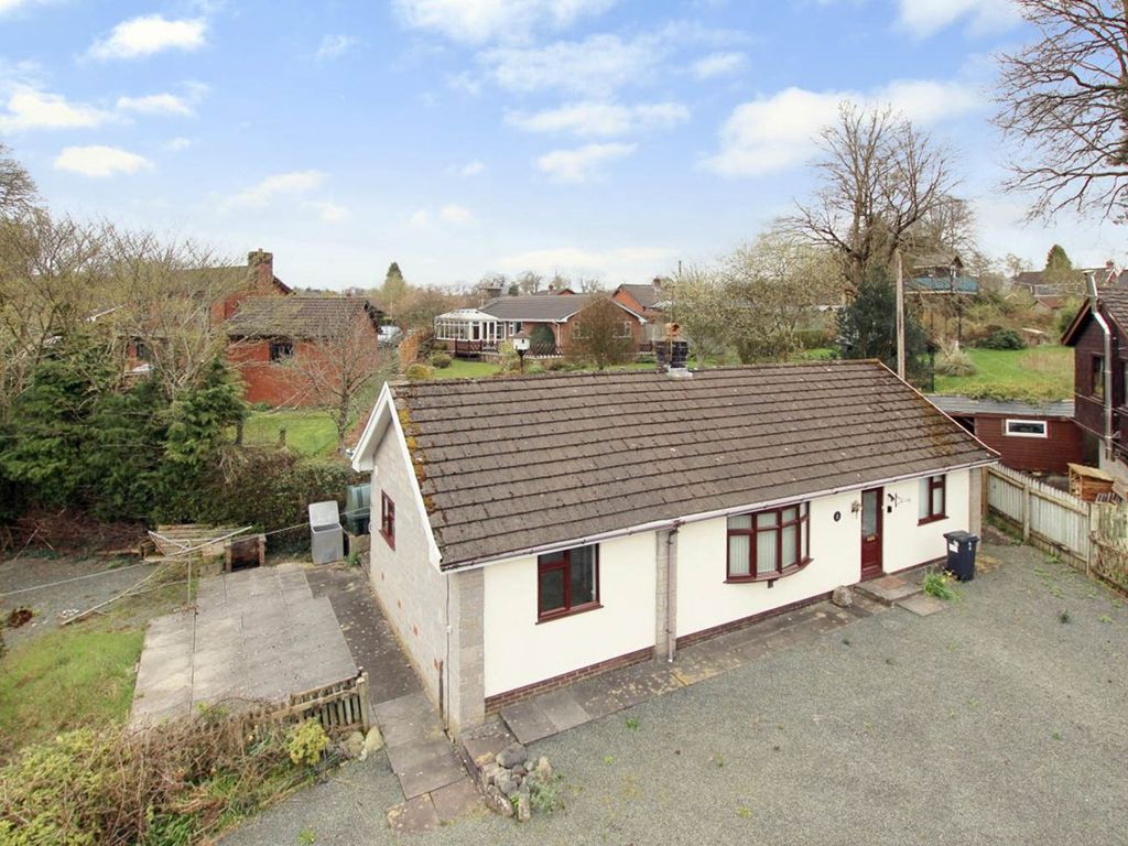 3 bed detached bungalow for sale in NewbridgeOnWye, Llandrindod Wells