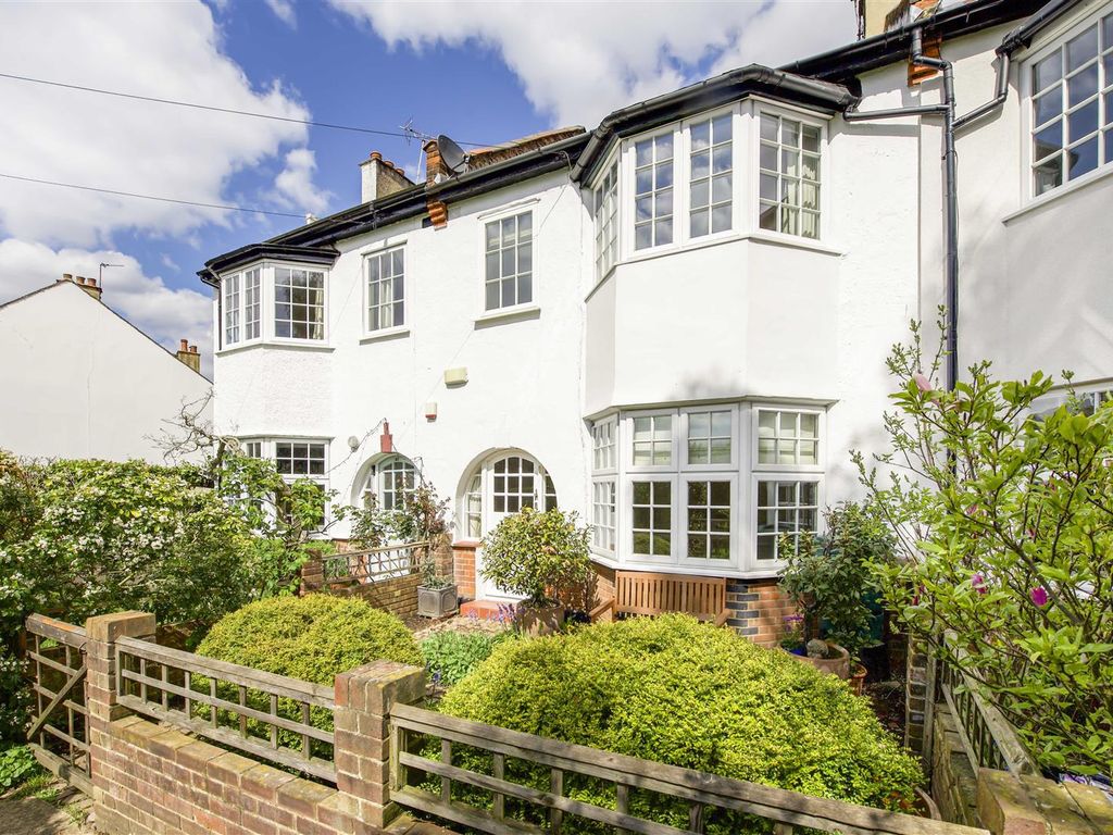 4 bed terraced house for sale in Moor Mead Road, St Margarets