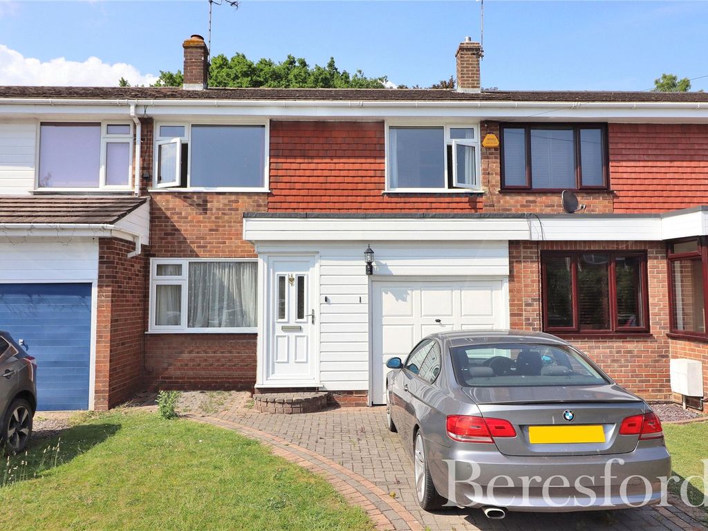 3 bed terraced house for sale in Clinton Close, East Hanningfield CM3