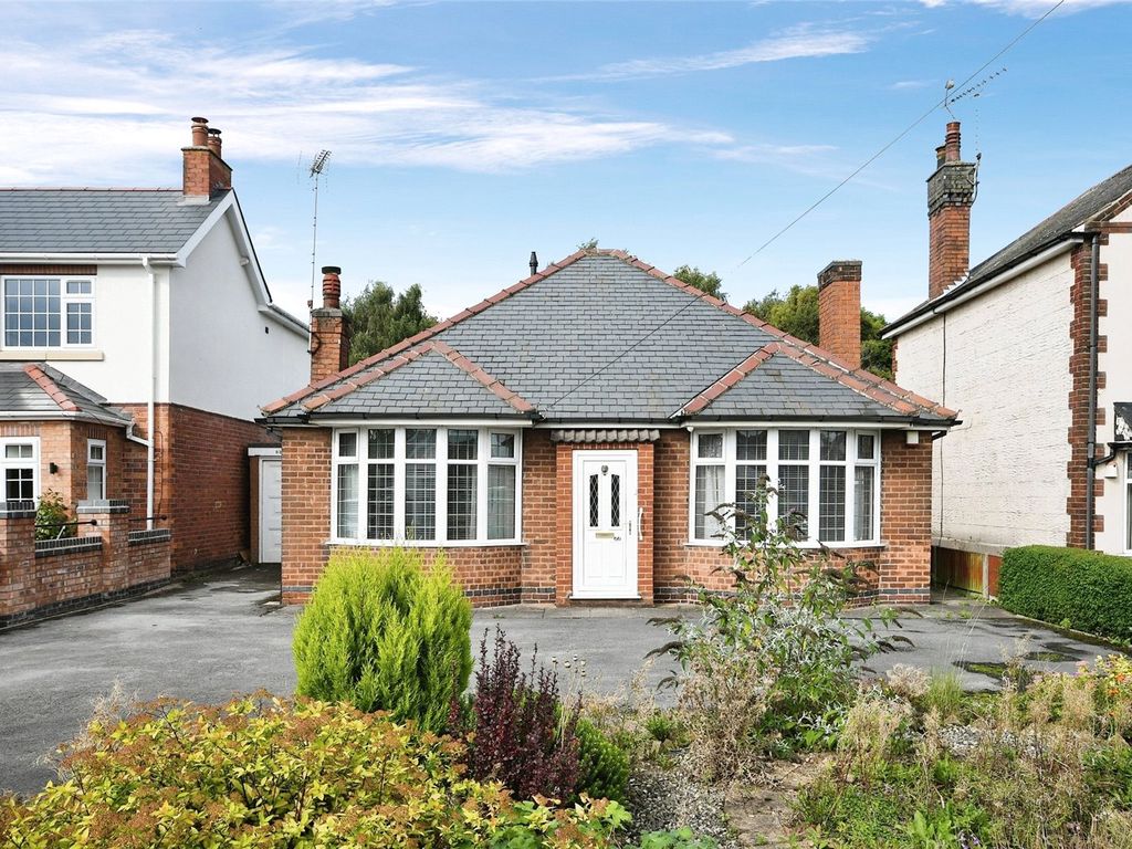 2 bed bungalow for sale in Forest Road, KirkbyInAshfield, Nottingham