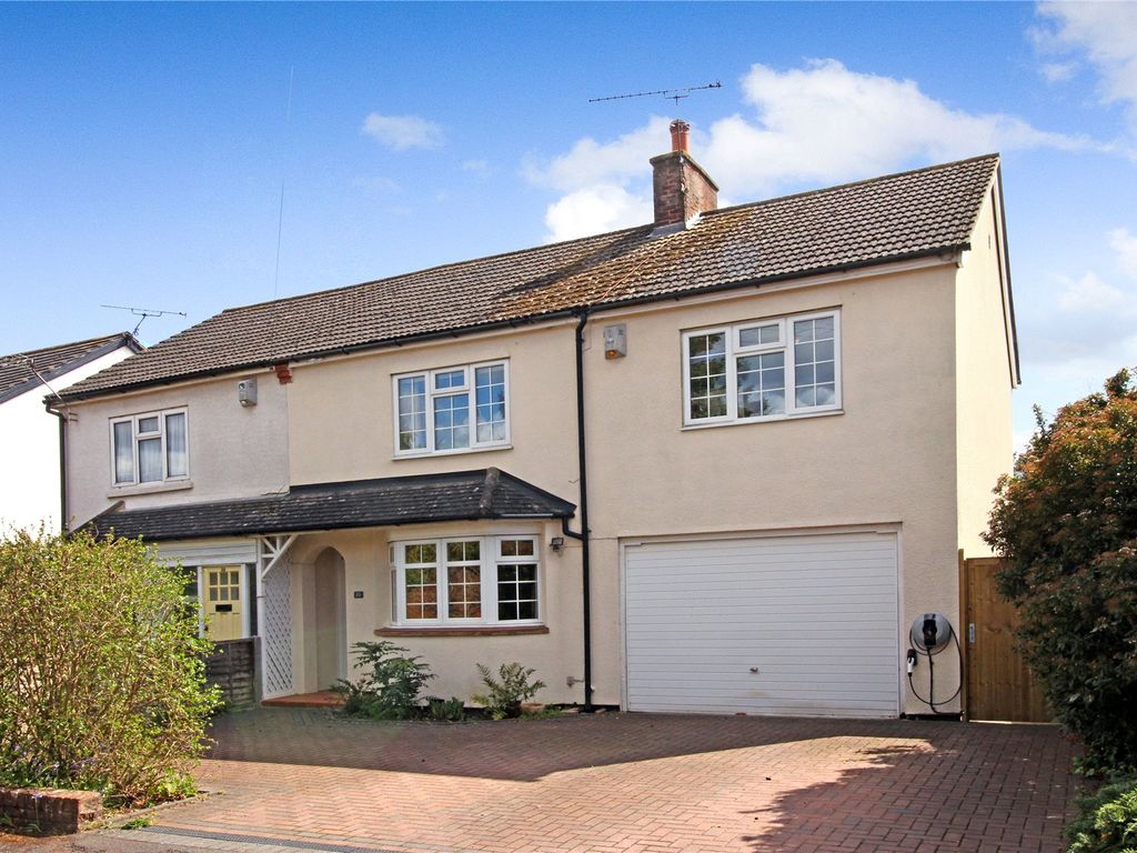 4 bed semidetached house for sale in Stockers Lane, Woking GU22 Zoopla