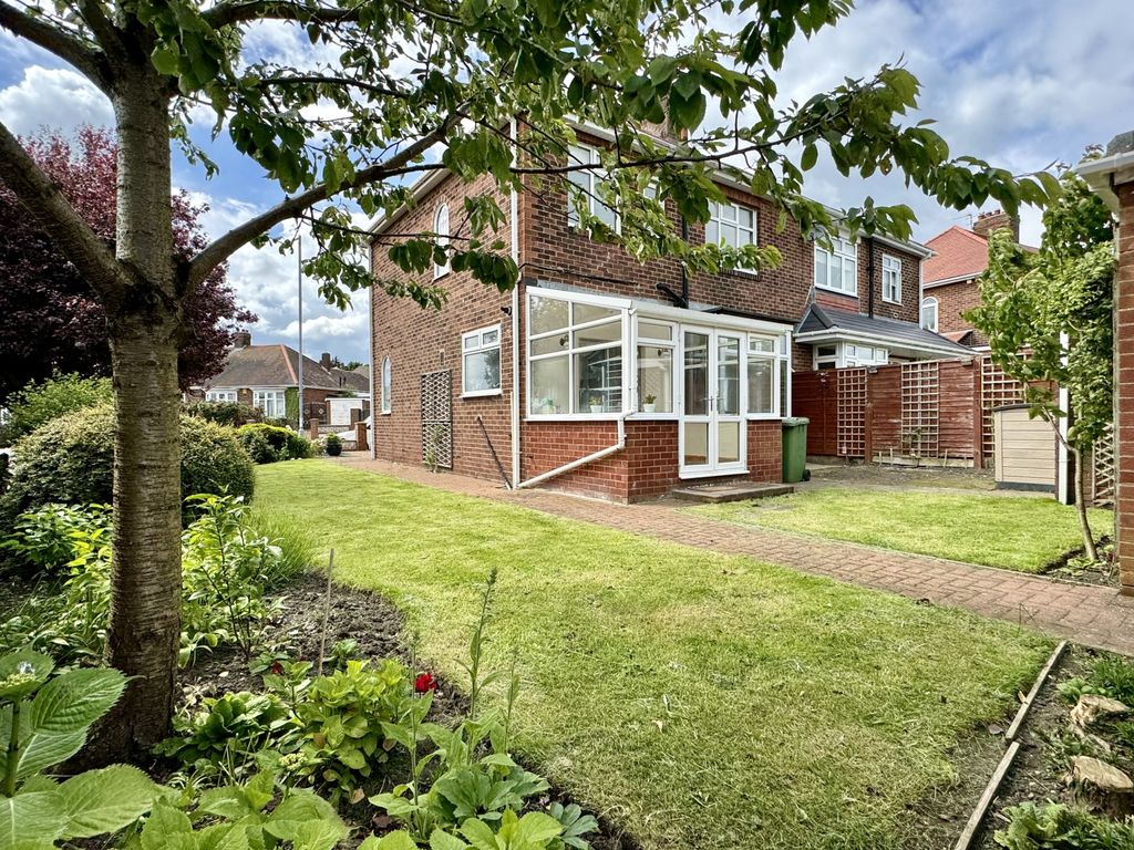 3 bed semidetached house for sale in Woodville Crescent, Sunderland