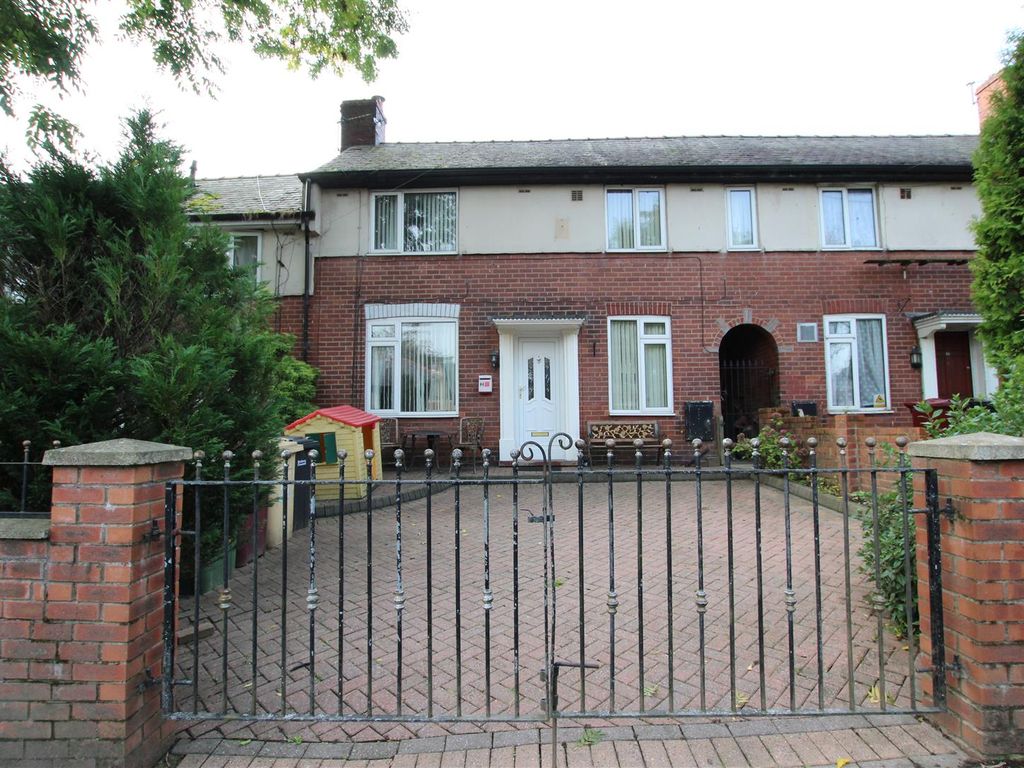 4 bed terraced house for sale in Johnson Fold Avenue, Bolton BL1 Zoopla